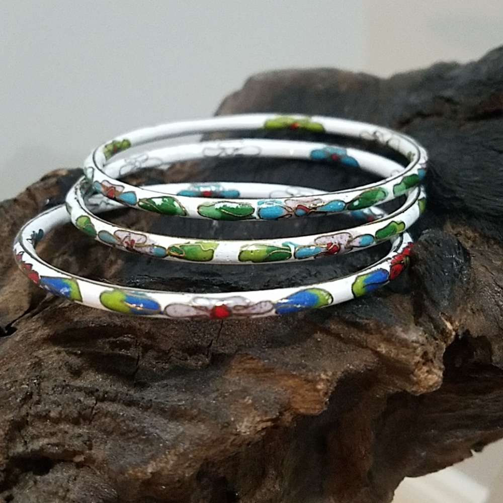 Enamel flower stacking bracelets